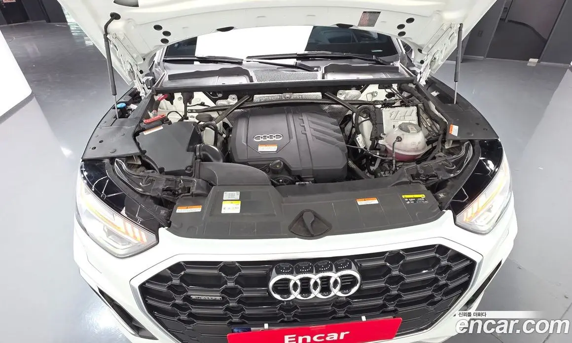 Audi Q5 2022 2.0 автомат (гидро), фото 6
