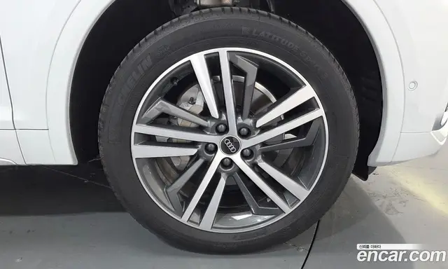 Audi Q5 2022 2.0 автомат (гидро), миниатюра 7