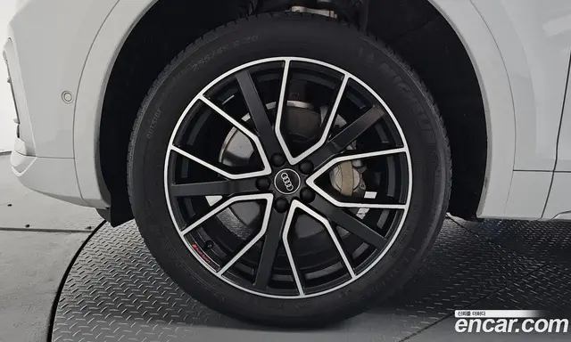 Audi Q5 2023 2.0 автомат (гидро), миниатюра 5 Audi Q5 2023 2.0 автомат (гидро), миниатюра 5