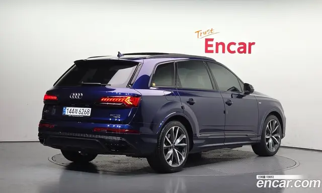 Audi Q7 2023 3.0 автомат (гидро), миниатюра 2