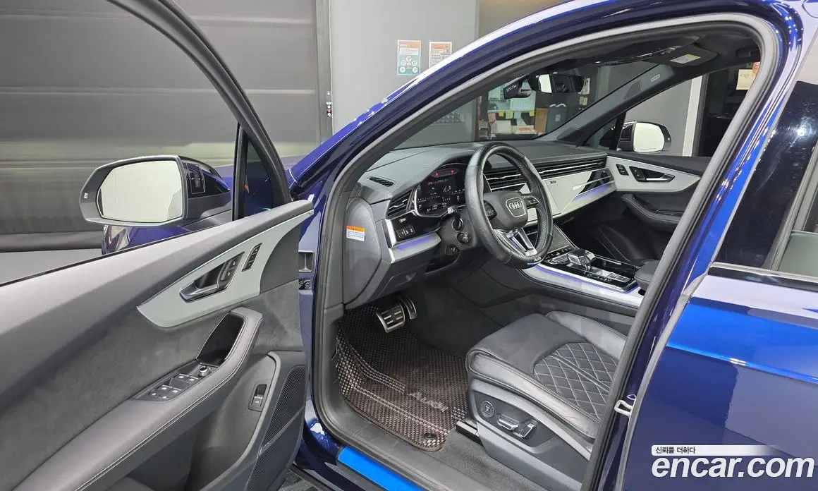 Audi Q7 2023 3.0 автомат (гидро), фото 13