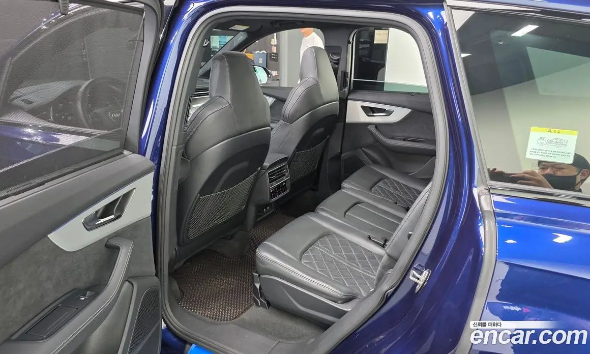 Audi Q7 2023 3.0 автомат (гидро), фото 17