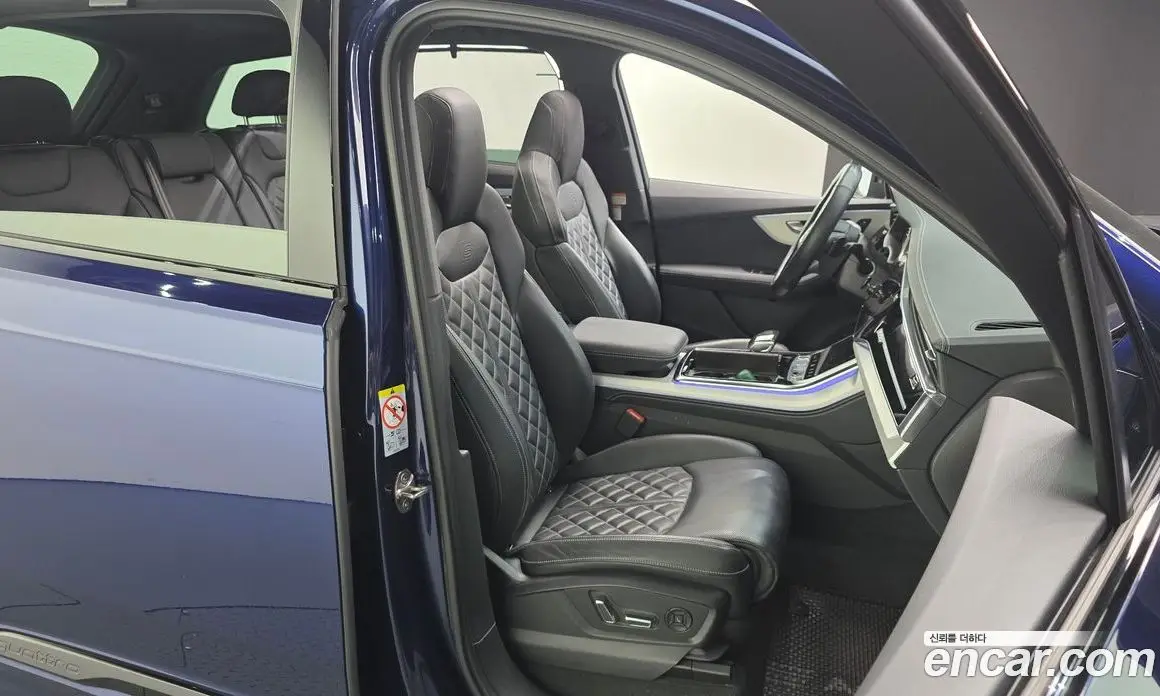 Audi Q7 2023 3.0 автомат (гидро), фото 18