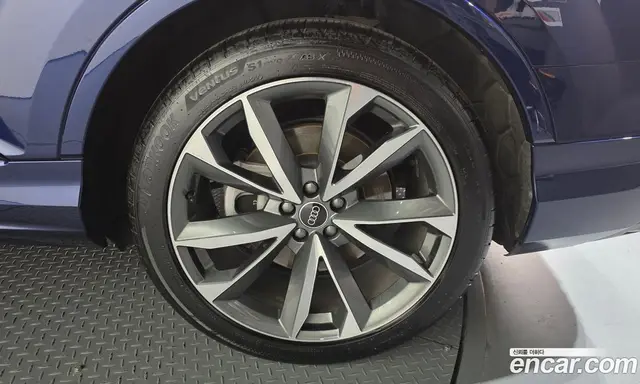 Audi Q7 2023 3.0 автомат (гидро), миниатюра 7