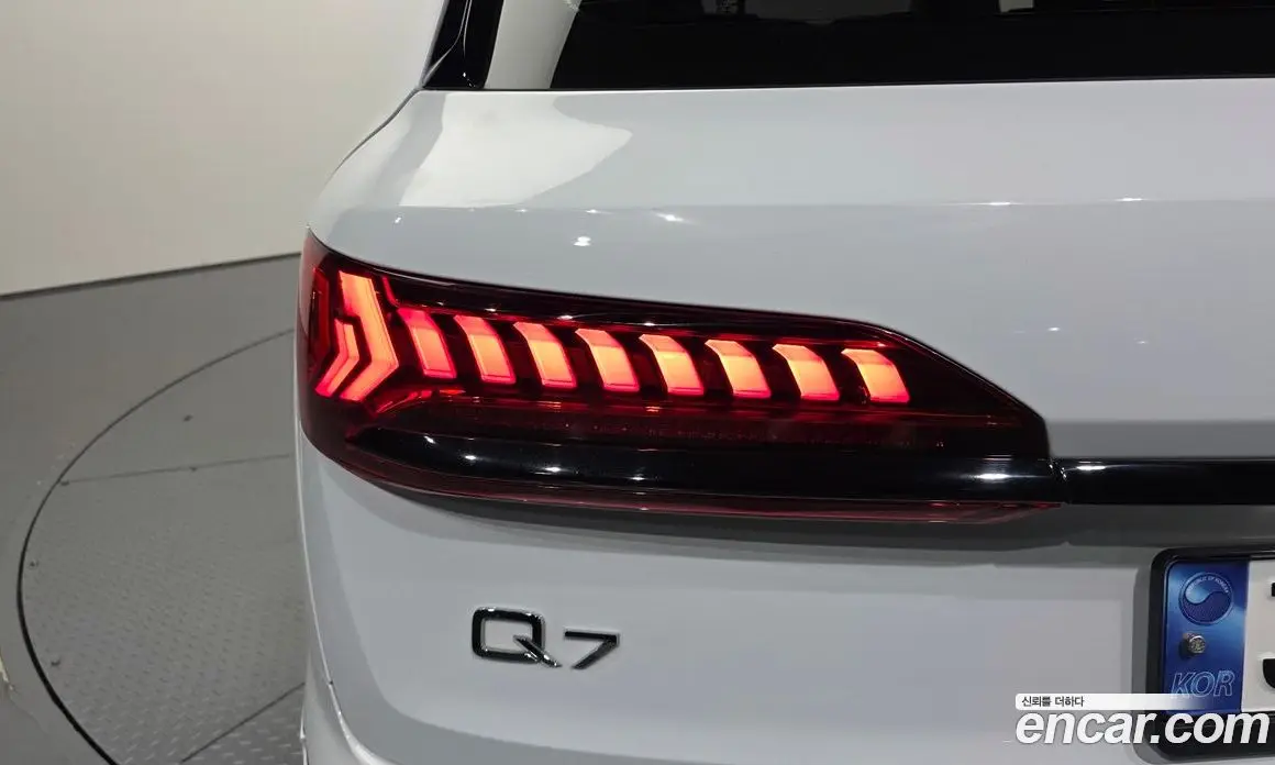 Audi Q7 2023 3.0 автомат (гидро), фото 9 Audi Q7 2023 3.0 автомат (гидро), фото 9