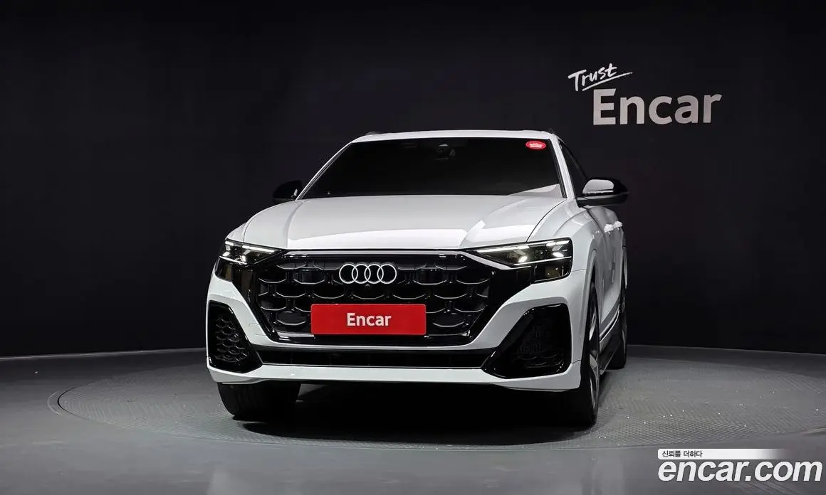 Audi Q8 2025 3.0 автомат (гидро), фото 3 Audi Q8 2025 3.0 автомат (гидро), фото 3