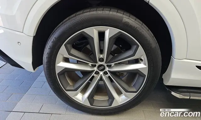 Audi Q8 2025 3.0 автомат (гидро), миниатюра 5 Audi Q8 2025 3.0 автомат (гидро), миниатюра 5