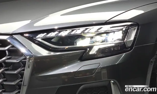 Audi S8 2025 4.0 АКПП, миниатюра 8