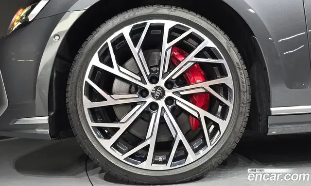 Audi S8 2025 4.0 АКПП, миниатюра 5