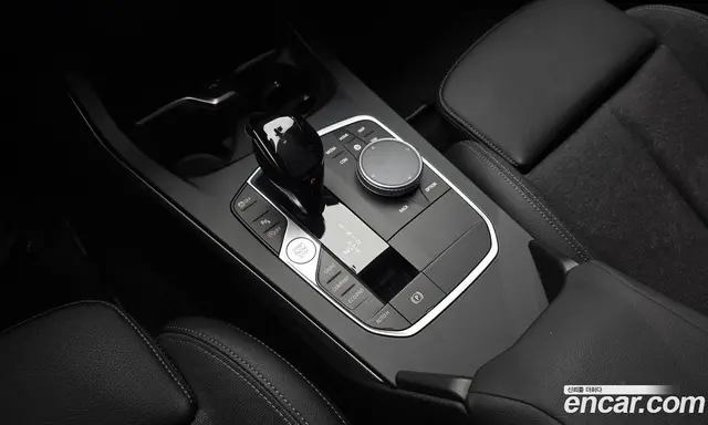 BMW 1 серия 2020 2.0 автомат (гидро), миниатюра 12