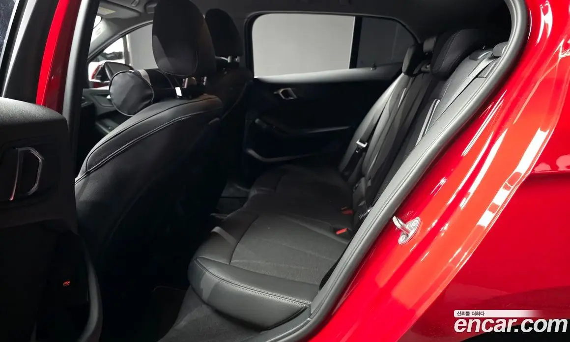 BMW 1 серия 2020 2.0 автомат (гидро), фото 16
