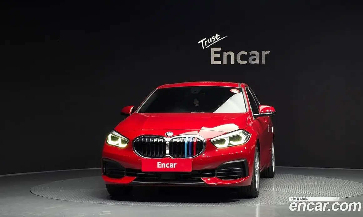 BMW 1 серия 2020 2.0 автомат (гидро), фото 3