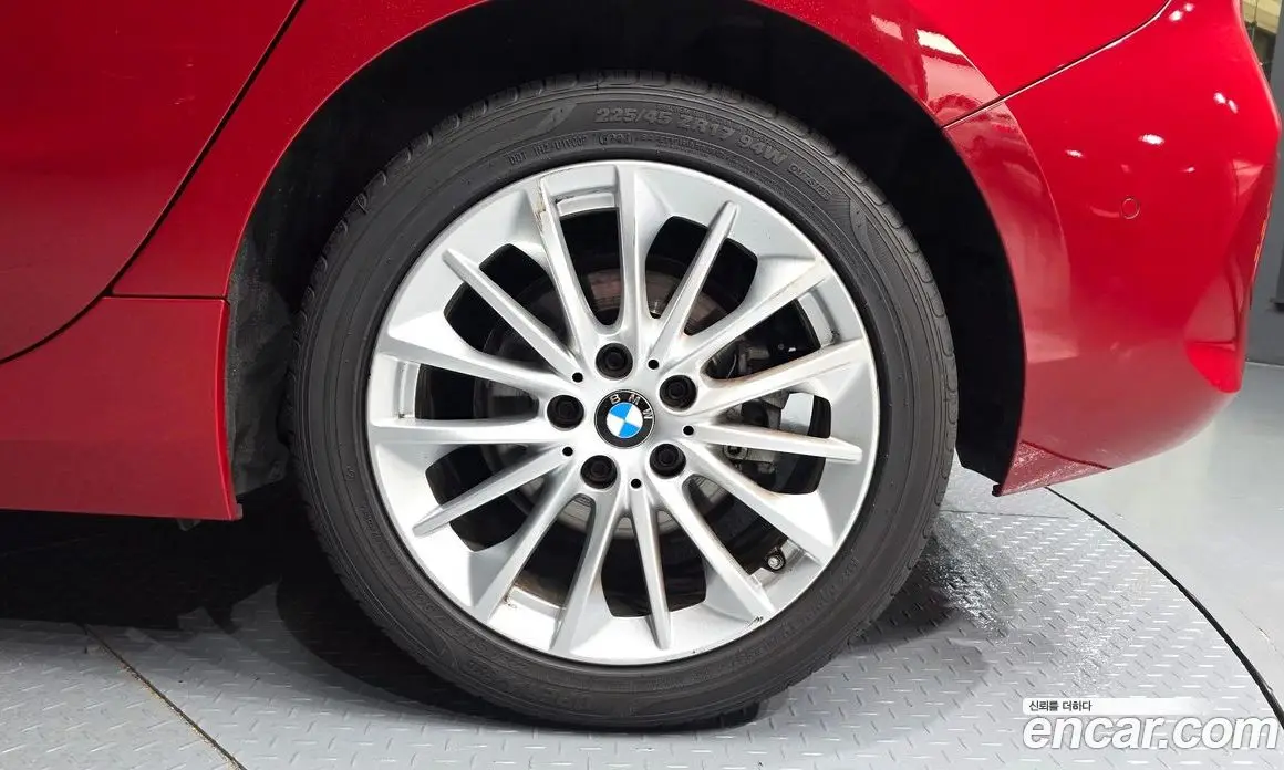 BMW 1 серия 2020 2.0 автомат (гидро), фото 5