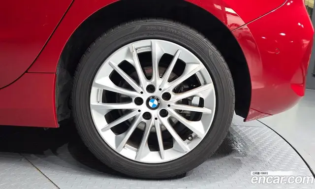 BMW 1 серия 2020 2.0 автомат (гидро), миниатюра 5