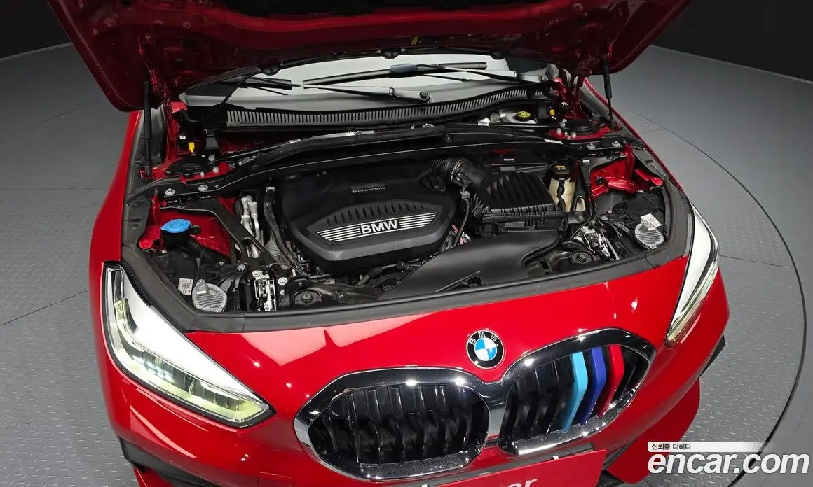 BMW 1 серия 2020 2.0 автомат (гидро), фото 6