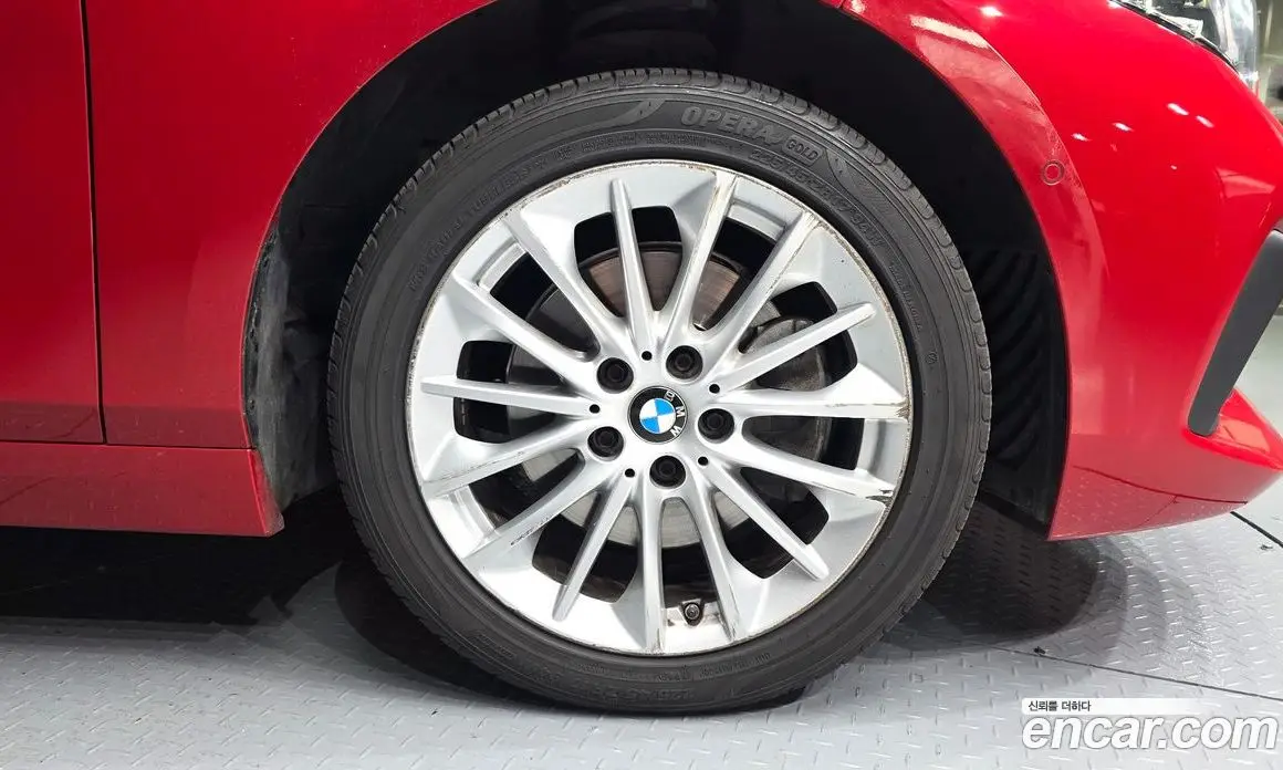 BMW 1 серия 2020 2.0 автомат (гидро), фото 7