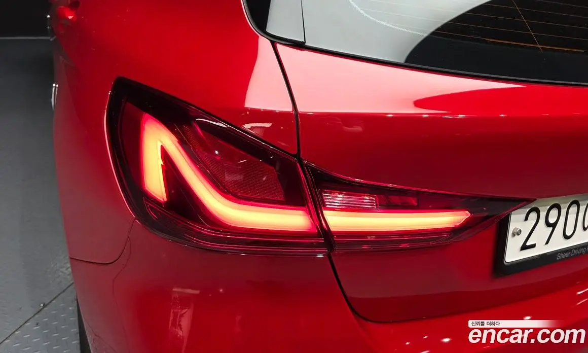 BMW 1 серия 2020 2.0 автомат (гидро), фото 9