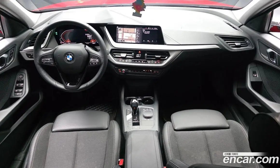 BMW 1 серия 2020 2.0 автомат (гидро), фото 10
