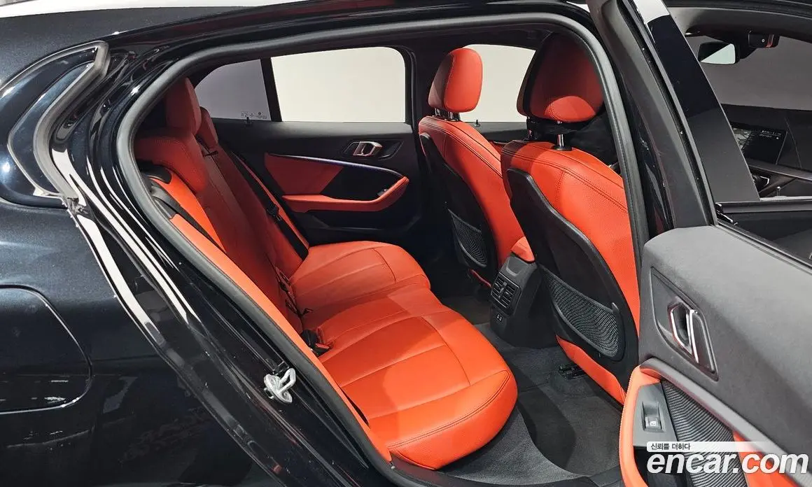 BMW 1 серия 2021 2.0 автомат (гидро), фото 17 BMW 1 серия 2021 2.0 автомат (гидро), фото 17