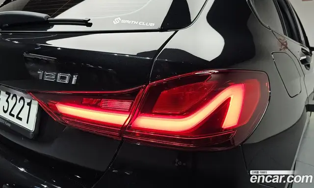 BMW 1 серия 2021 2.0 автомат (гидро), миниатюра 8 BMW 1 серия 2021 2.0 автомат (гидро), миниатюра 8