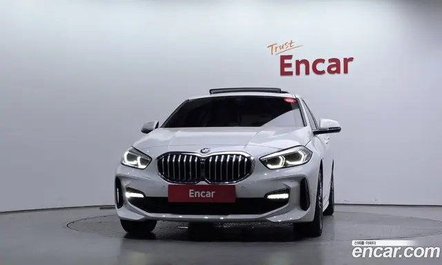 BMW 1 серия 2023 2.0 автомат (гидро), миниатюра 3