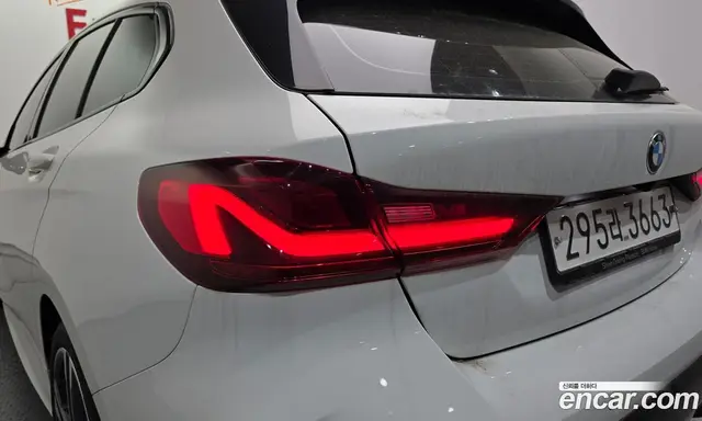 BMW 1 серия 2023 2.0 автомат (гидро), миниатюра 9