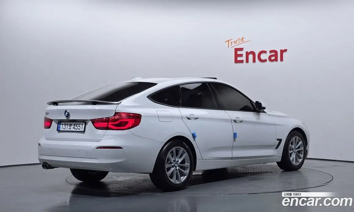 BMW 3 серия 2018 2.0 автомат (гидро), фото 2 BMW 3 серия 2018 2.0 автомат (гидро), фото 2