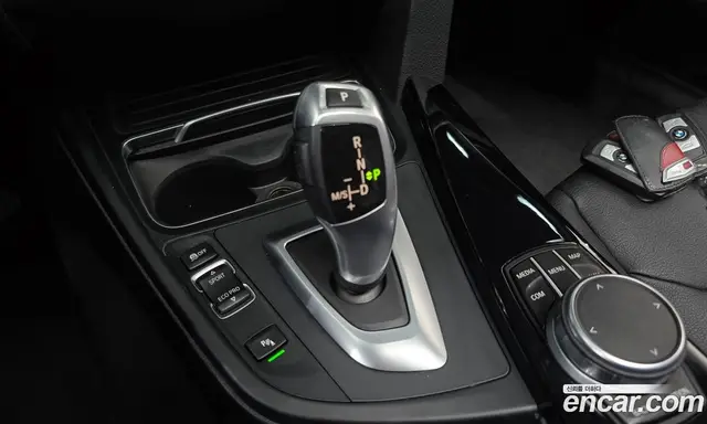 BMW 3 серия 2018 2.0 автомат (гидро), миниатюра 12