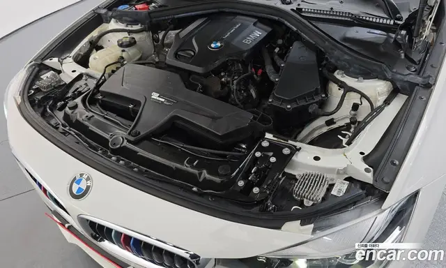 BMW 3 серия 2018 2.0 автомат (гидро), миниатюра 6 BMW 3 серия 2018 2.0 автомат (гидро), миниатюра 6