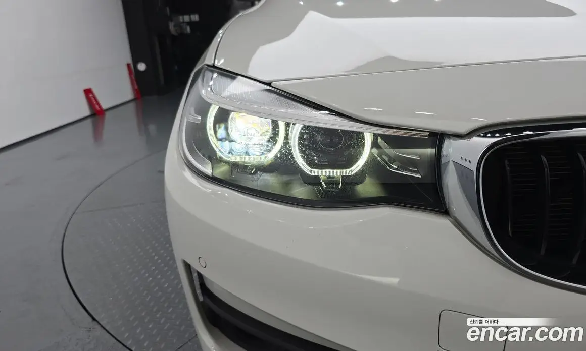 BMW 3 серия 2018 2.0 автомат (гидро), фото 8 BMW 3 серия 2018 2.0 автомат (гидро), фото 8