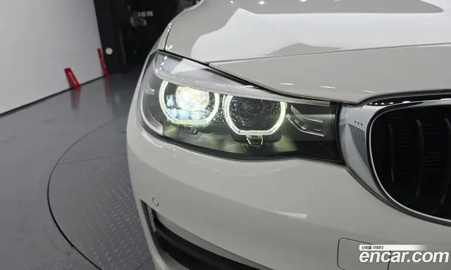 BMW 3 серия 2018 2.0 автомат (гидро), миниатюра 8 BMW 3 серия 2018 2.0 автомат (гидро), миниатюра 8