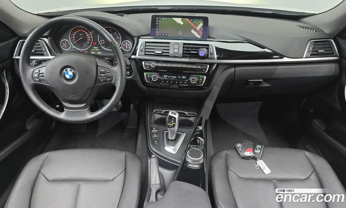 BMW 3 серия 2018 2.0 автомат (гидро), фото 10 BMW 3 серия 2018 2.0 автомат (гидро), фото 10