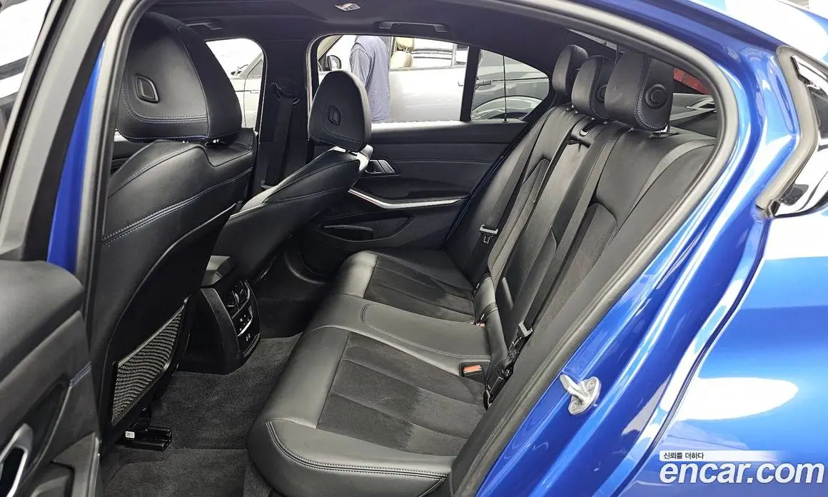 BMW 3 серия 2021 2.0 автомат (гидро), фото 16