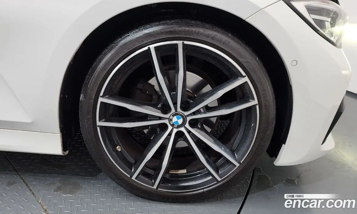 BMW 3 серия 2022 2.0 автомат (гидро), фото 7