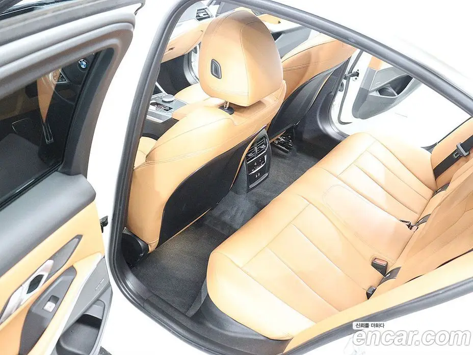 BMW 3 серия 2023 2.0 автомат (гидро), фото 16 BMW 3 серия 2023 2.0 автомат (гидро), фото 16