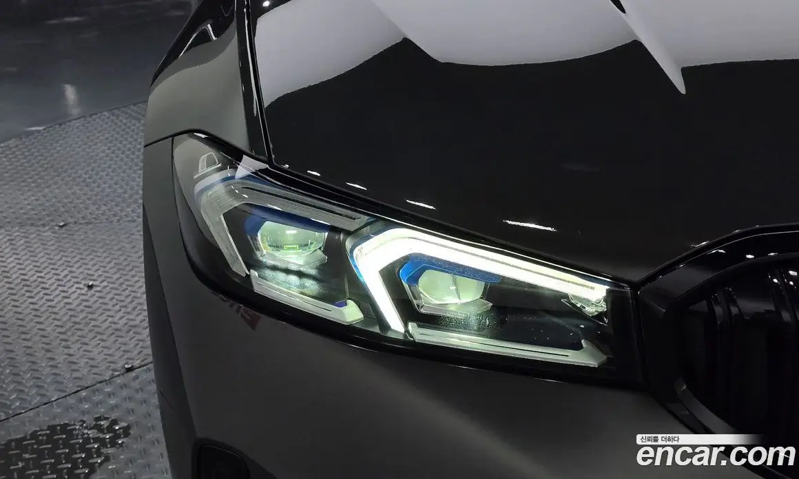 BMW 3 серия 2025 2.0 автомат (гидро), фото 7 BMW 3 серия 2025 2.0 автомат (гидро), фото 7