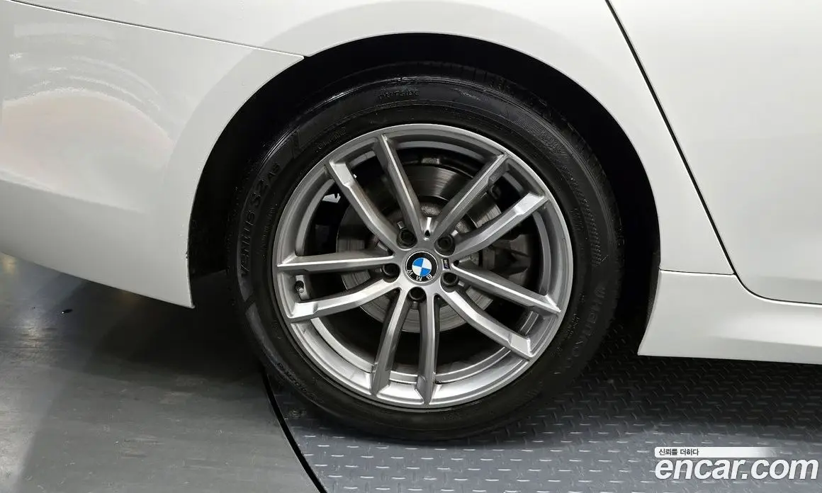 BMW 5 серия 2019 2.0 автомат (гидро), фото 4 BMW 5 серия 2019 2.0 автомат (гидро), фото 4