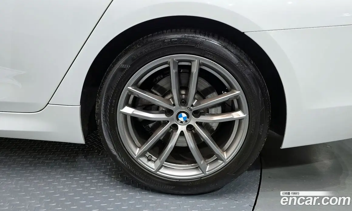 BMW 5 серия 2019 2.0 автомат (гидро), фото 6 BMW 5 серия 2019 2.0 автомат (гидро), фото 6