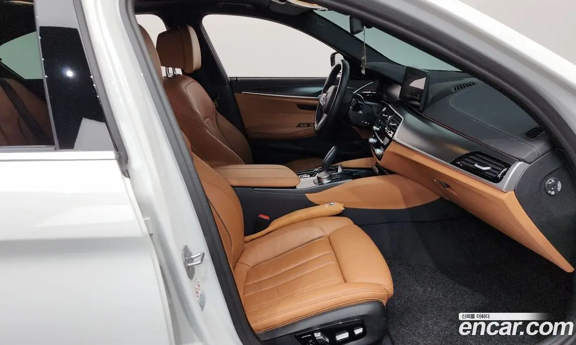 BMW 5 серия 2022 2.0 автомат (гидро), фото 16 BMW 5 серия 2022 2.0 автомат (гидро), фото 16
