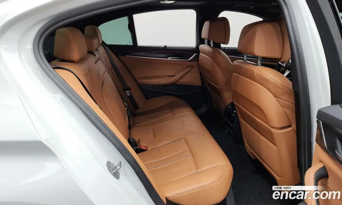BMW 5 серия 2022 2.0 автомат (гидро), фото 17 BMW 5 серия 2022 2.0 автомат (гидро), фото 17