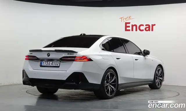 BMW 5 серия 2024 2.0 автомат (гидро), миниатюра 2
