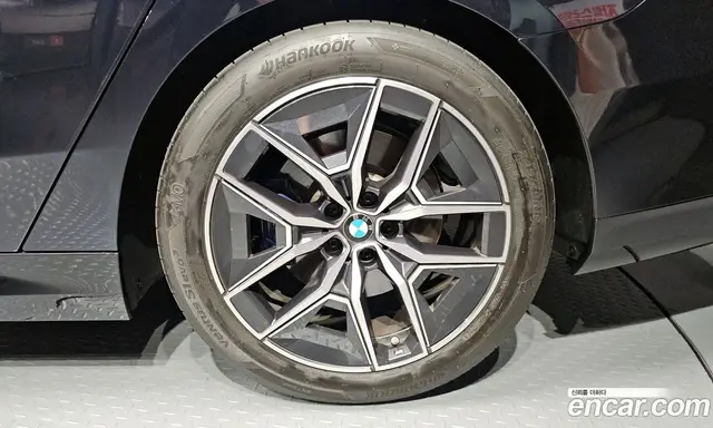 BMW 5 серия 2024 2.0 автомат (гидро), миниатюра 7 BMW 5 серия 2024 2.0 автомат (гидро), миниатюра 7