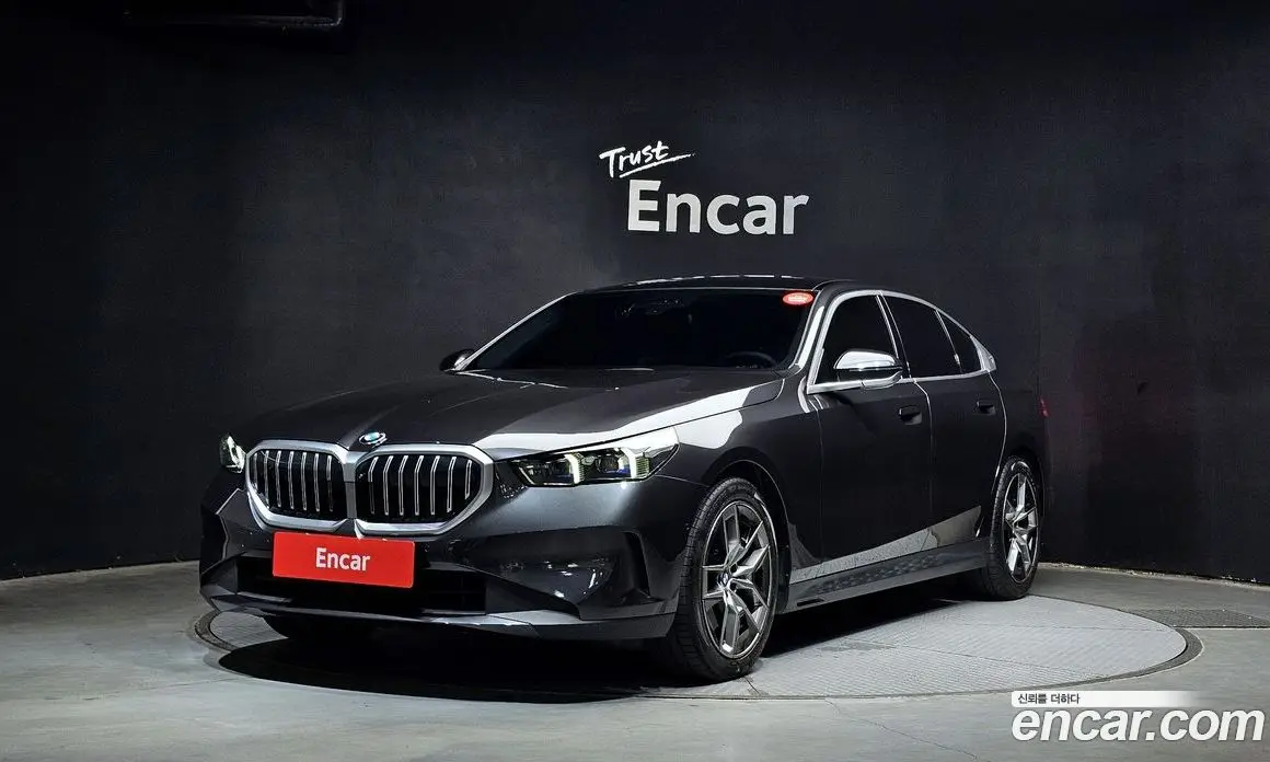 BMW 5 серия 2025 2.0 автомат (гидро), фото 1 BMW 5 серия 2025 2.0 автомат (гидро), фото 1