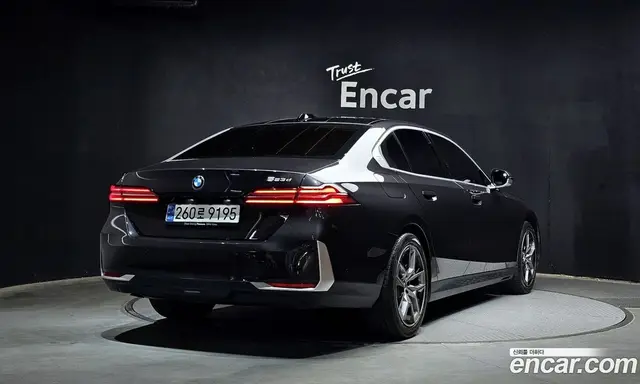 BMW 5 серия 2025 2.0 автомат (гидро), миниатюра 2 BMW 5 серия 2025 2.0 автомат (гидро), миниатюра 2