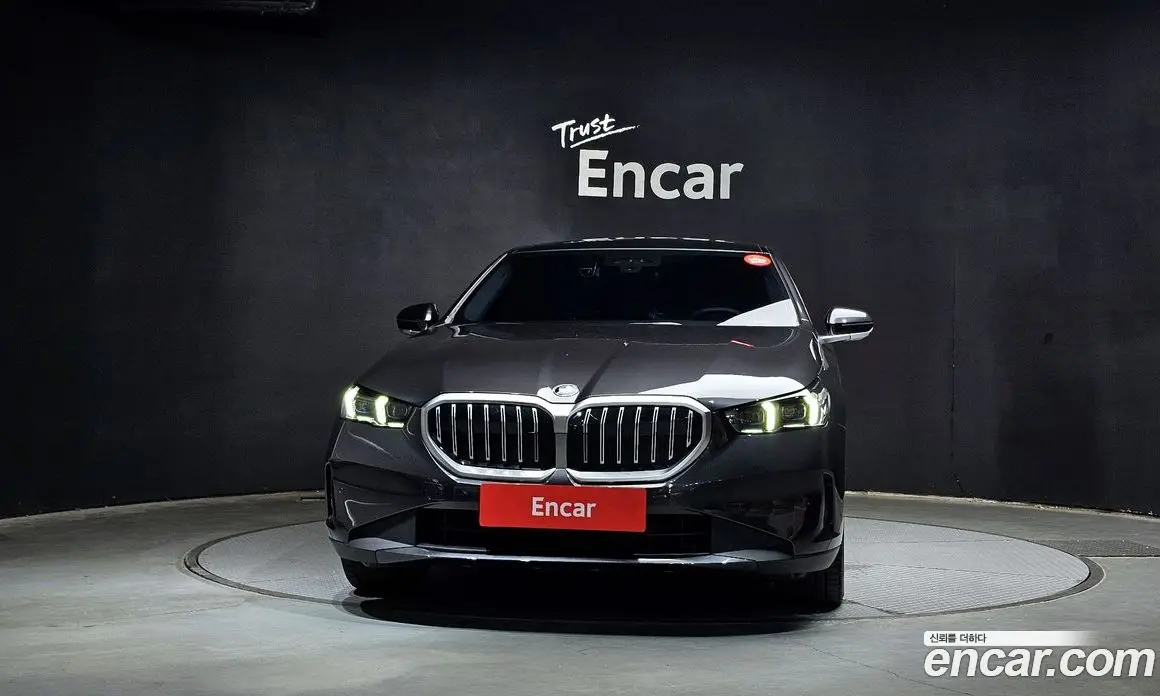 BMW 5 серия 2025 2.0 автомат (гидро), фото 3 BMW 5 серия 2025 2.0 автомат (гидро), фото 3