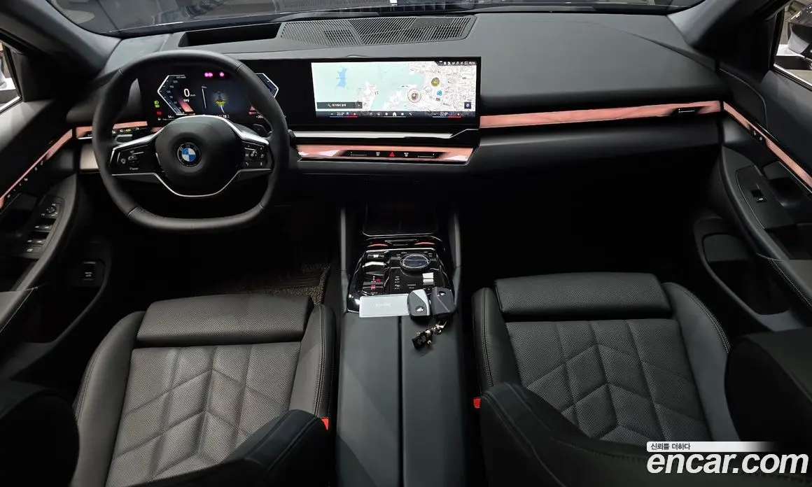 BMW 5 серия 2025 2.0 автомат (гидро), фото 10 BMW 5 серия 2025 2.0 автомат (гидро), фото 10