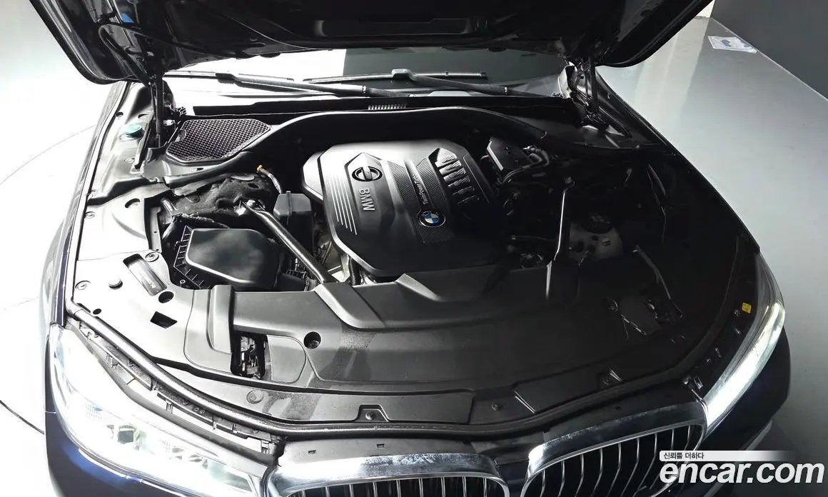 BMW 7 серия 2017 3.0 автомат (гидро), фото 5 BMW 7 серия 2017 3.0 автомат (гидро), фото 5