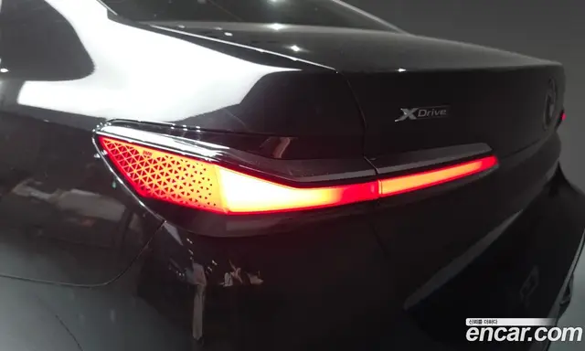 BMW 7 серия 2023 3.0 автомат (гидро), миниатюра 9