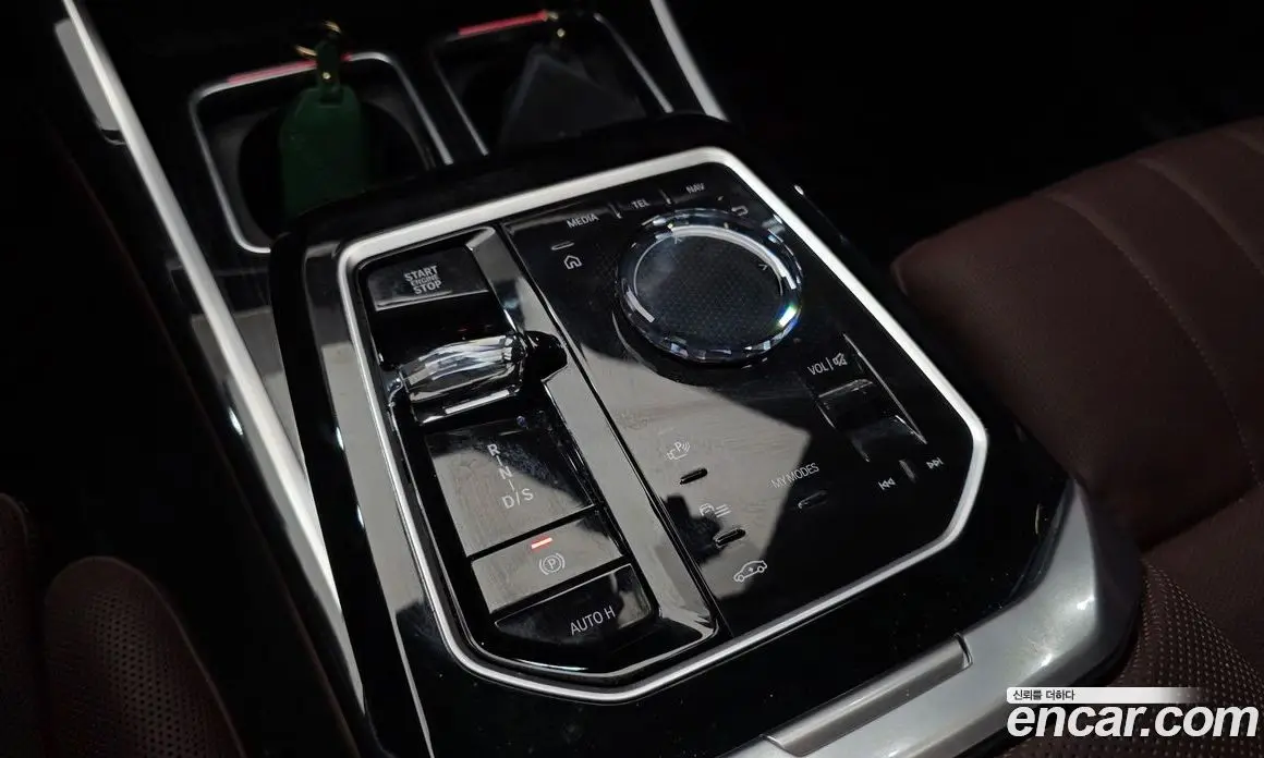 BMW 7 серия 2025 3.0 автомат (гидро), фото 12