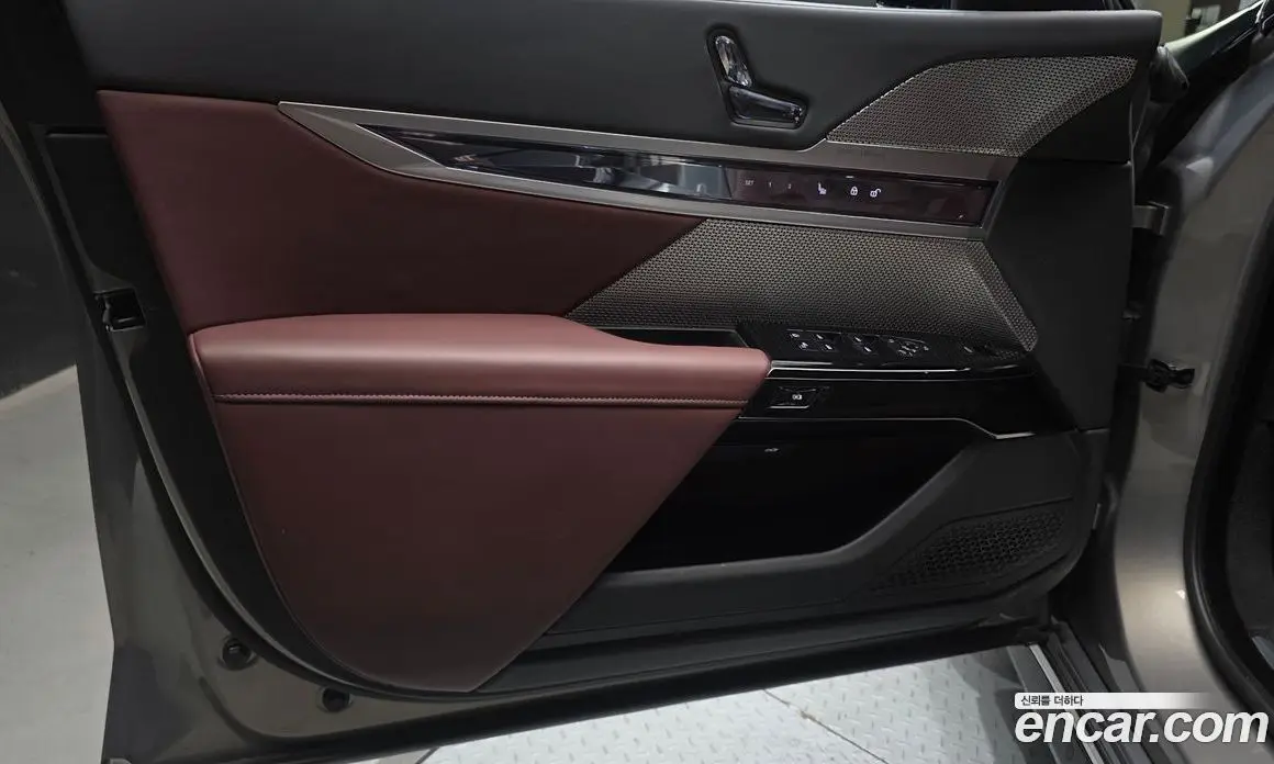 BMW 7 серия 2025 3.0 автомат (гидро), фото 14